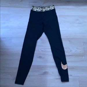 black nike leggings